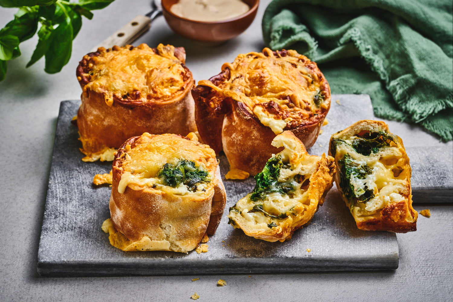 Pizzarullat fetajuustolla